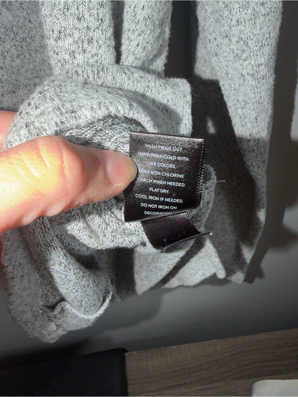 Simply Vera Wang Sweater PL Gray Cowl Neck Soft Knit Petite Large Top - Picture 7 of 8